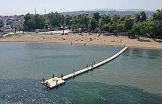 Akasya Plajı modern görünüme kavuşturuldu