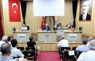 Akdeniz Belediye Meclisinde Kur’an kursu tartışması