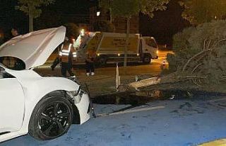 Aksaray’da 2 otomobil çarpıştı: 6 yaralı