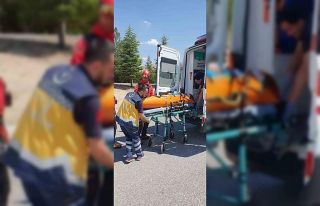 Aladağlar’da ayak bileği kırılan dağcı helikopterle...