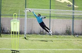 Alanyaspor Erzurum kampında çalışmalarını sürdürdü