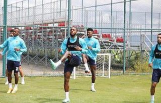 Alanyaspor, kamp çalışmalarını sürdürüyor