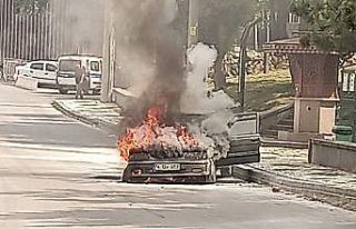 Alev alev yanan otomobilden geriye hurda yığını...