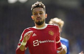 Alex Telles, Al-Nassr’a imzayı attı