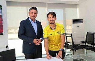 Aliağa FK, Somaspor’dan Oğuzhan Yıldırım’ı...