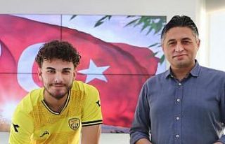 Aliağaspor FK, Antalyaspor’dan Doğukan Nelik’i...