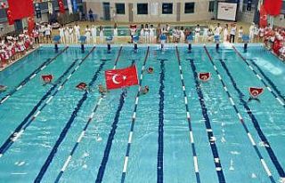 Alleben Yüzme Havuzu’nda tarihi başarılar yazıldı