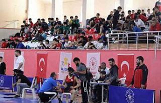 Anadolu Yıldızlar Ligi Osman Bayrakdar Sezonu Güreş...