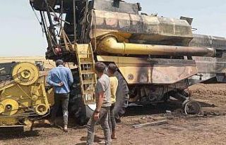 Ankara’da biçerdöverde çıkan yangın tarlaya...