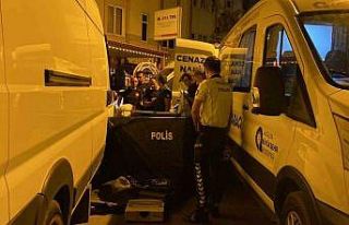 Annesini ziyaretten dönerken minibüsün altında...