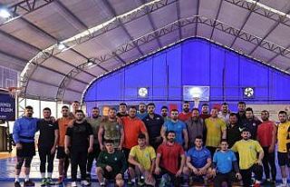 Antalya Büyükşehir güreşçileri Kırkpınar’a...