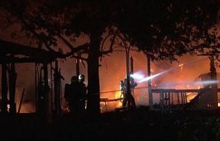 Antalya’da korkutan kafe yangını