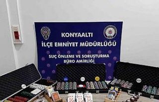 Antalya’da, kumar oynayan 14 kişiye cezai işlem...