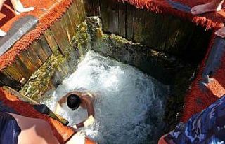 Antalya’daki şifalı su 5 dakikada çöl sıcağını...