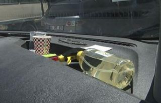 Araba kullananlar dikkat, bu maddeler sıcakta yangına...