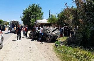 Araç takla attı, 3 kişi yaralandı