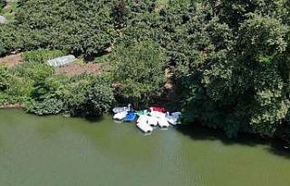 Arap turistlerin gözdesi Sera Gölü’nde deniz...