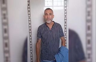Arkadaşını satırla yaralayan şahıs açıklama...