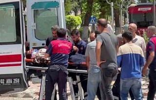 Asansörü sökmek isterken duvar altında kaldı