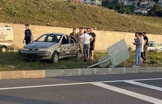 Asker uğurlama konvoyunda kaza: Araç taklalar attı,...