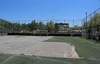 Ataşehir’de hem park sayısı artıyor hem de mevcut...