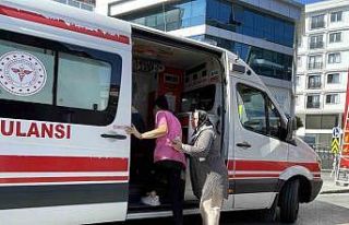 Avcılar’da iş yerinde çıkan yangında mahsur...