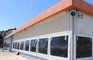Ayazma Kapalı Pazar Alanı’nın brandaları yenilendi
