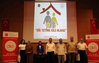 Aydın’da ’Bir Yetime Aile Olmak’ temalı panel...