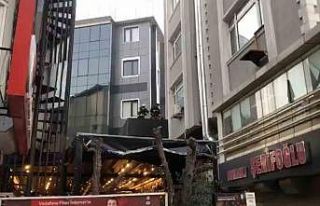 Bacada çıkan yangın korkuttu