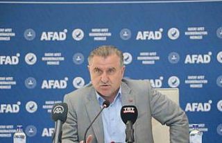 Bakan Bak: “Hatayspor ve diğer takımlarımıza...