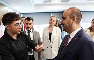 Bakan Kacır, sorun yaşayan sanayicilere seslendi:...