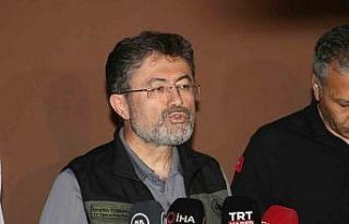 Bakan Yumaklı: “Sabahtan bu yana 19 yangın çıktı”
