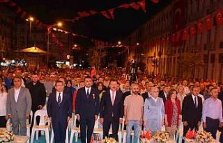 Balıkesir’de 15 Temmuz demokrasi nöbeti