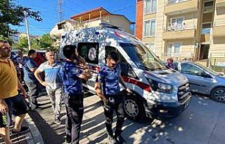 Balkona çektikleri profil yüksek gerilim hattına...