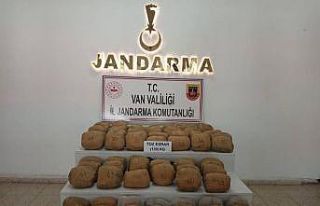 Başkale’de 139 kilo toz esrar ele geçirildi