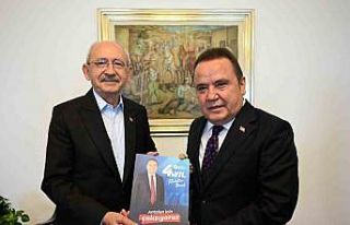 Başkan Böcek, Kılıçdaroğlu ile Antalya ve Türkiye...