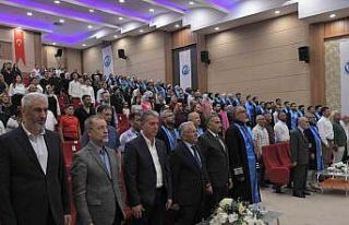 Başkan Büyükkılıç, Develi’de mezun öğrencilerin...