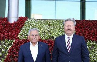 Başkan Büyükkılıç’tan Başkan Palancıoğlu...