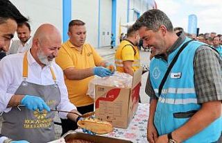 Başkan Çolakbayrakdar: "Bütün alanlarda farkını...