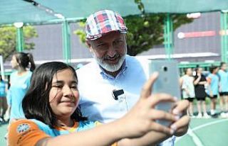 Başkan Çolakbayrakdar; Gençlere Yeni Projelerin...