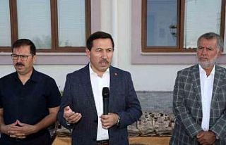 Başkan Hasan Kılca, çalışma arkadaşlarıyla...