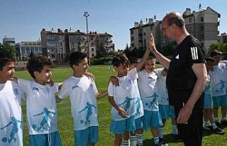 Başkan Pekyatırmacı’dan Yaz Spor Okullarına...