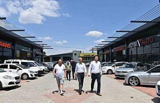 Başkan Uzunlar, Oto Galericiler Sitesi çevresindeki...