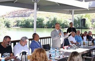 Başkan Yalçın: "Mutlu mekanlar mutlu insanlar...