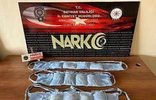 Batman’da cerrahi eldivenler içinde metamfetamin...