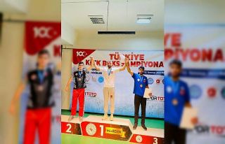 Batmanlı kick boks sporcusu Türkiye şampiyonu oldu