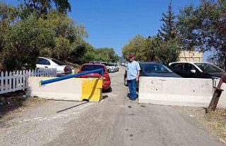 Belediye yolu beton blokla kapattı, karavancılar...