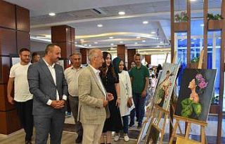 Belediyenin açtığı kurslarda eğitim gören 2...