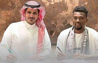 Bernard Mensah yeni takımı Al-Tai oldu