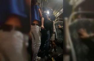 Bıçakla minibüste terör estirdi